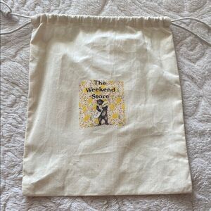 The Weekend Store Mini Bag with handsome bear, hugging California